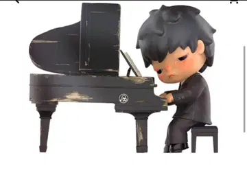 POP MART HIRONO THE PIANIST