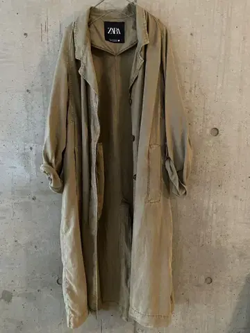 자라 카키 트렌치코트