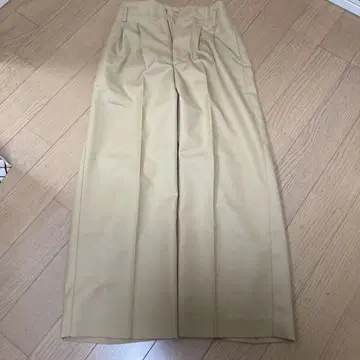 BALLSEY 베이지 와이드 플리츠 치노 팬츠
