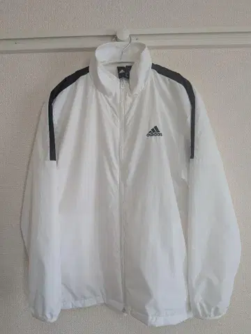 아디다스 adidas 여성용 화이트 윈드브레이커 트레이닝