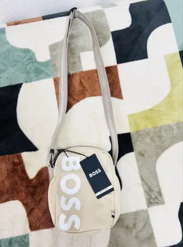 <> BOSS 숄더백
