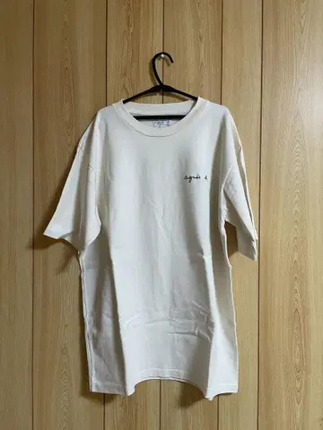 에네스베 반팔 티셔츠 예쁜