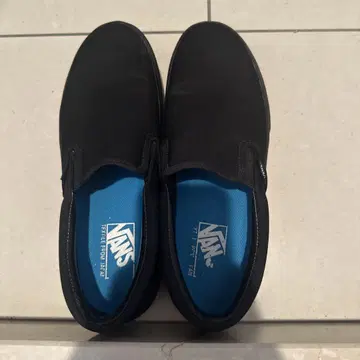 VANS 블랙 슬립온