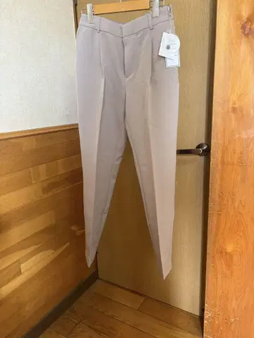 로페피크닉 테이퍼드 팬츠