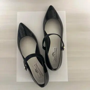 템퍼레이트 레인 슈즈 [사이즈 39 (24cm)]