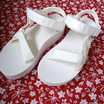 TeVa 화이트 스포츠 샌들 통굽