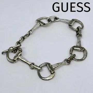 GUESS 게스 홀스 비트 실버 체인 팔찌