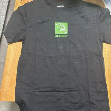 XLARGE 블랙 티셔츠