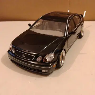 대나무 창 사양 변경  렉서스 GS 1/18 블랙 모델 카