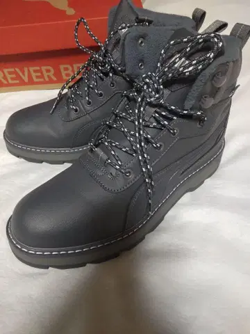 새상품 PUMA 블랙 워크 부츠 그레이 27cm 부츠