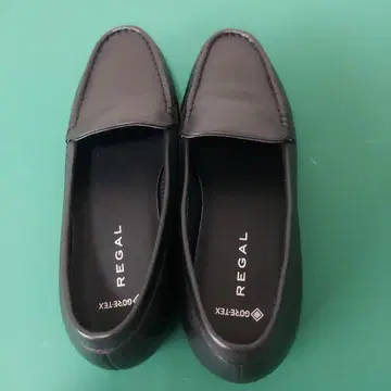 REGAL 고어텍스 블랙 로퍼