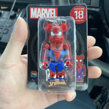 베어브릭 스파이더맨 18