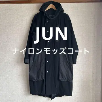 JUN 샘플 나일론 모즈 코트