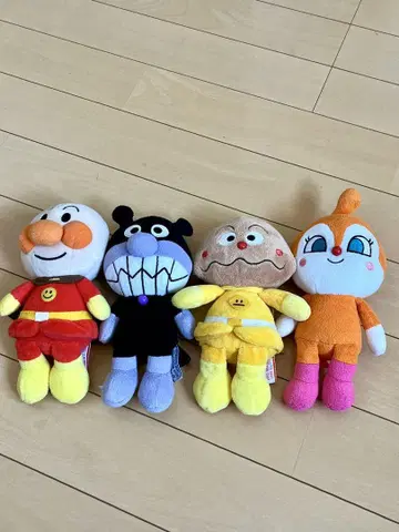 호빵맨 봉제 인형 세트 4종 짤랑이, 바이킨맨, 카레빵맨