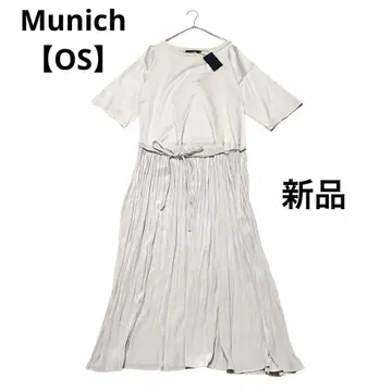 새상품 택 포함 Munich 도킹 원피스 플리츠 [OS] 베이지