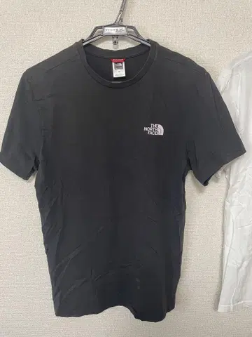 THE NORTH FACE 티셔츠 2장 세트 블랙 화이트