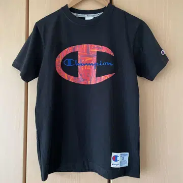 Champion 그래픽 프린트 티셔츠 S 사이즈