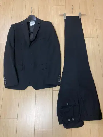 새상품급 UNITED TOKYO 셋업 수트 블랙 사이즈 M