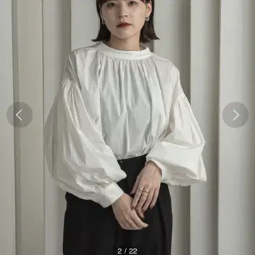 I_am 볼륨 블라우스