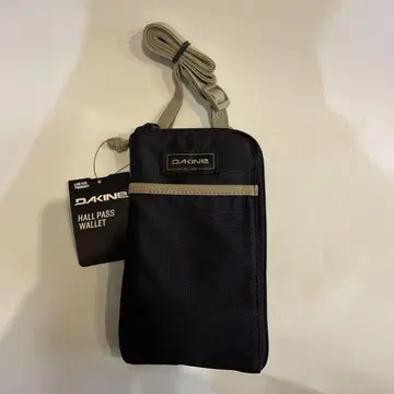 DAKINE HALL PASS WALLET 네이비