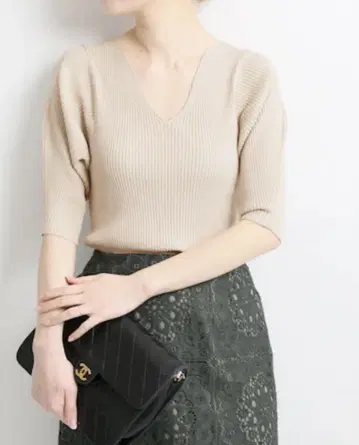 VERMEIL par iena 베이지 V넥 탑