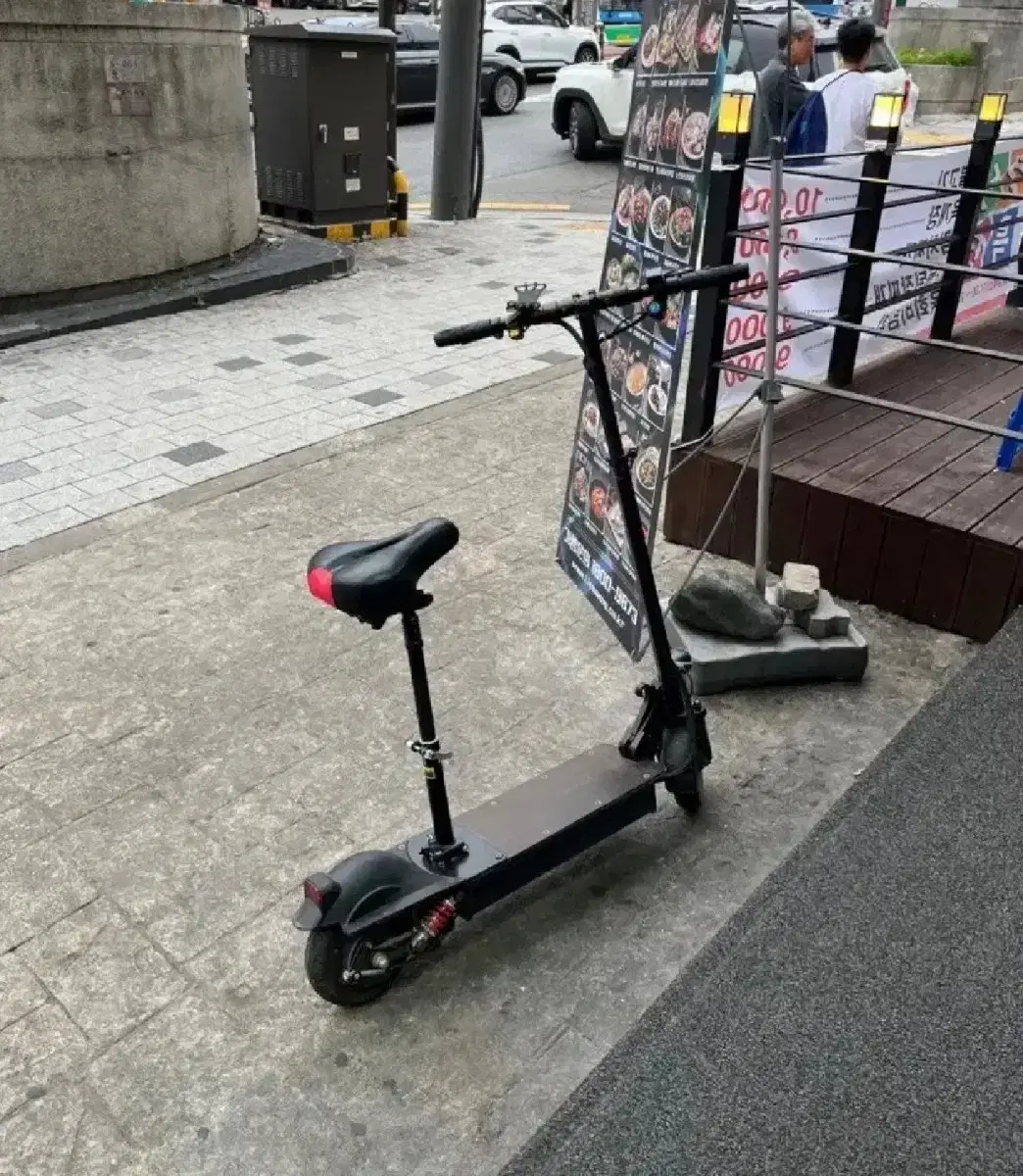 Nano Wheel Kickboard + Seat