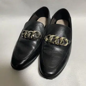 자라 ZARA BASIC 블랙 가죽 로퍼 체인 장식 24.0cm