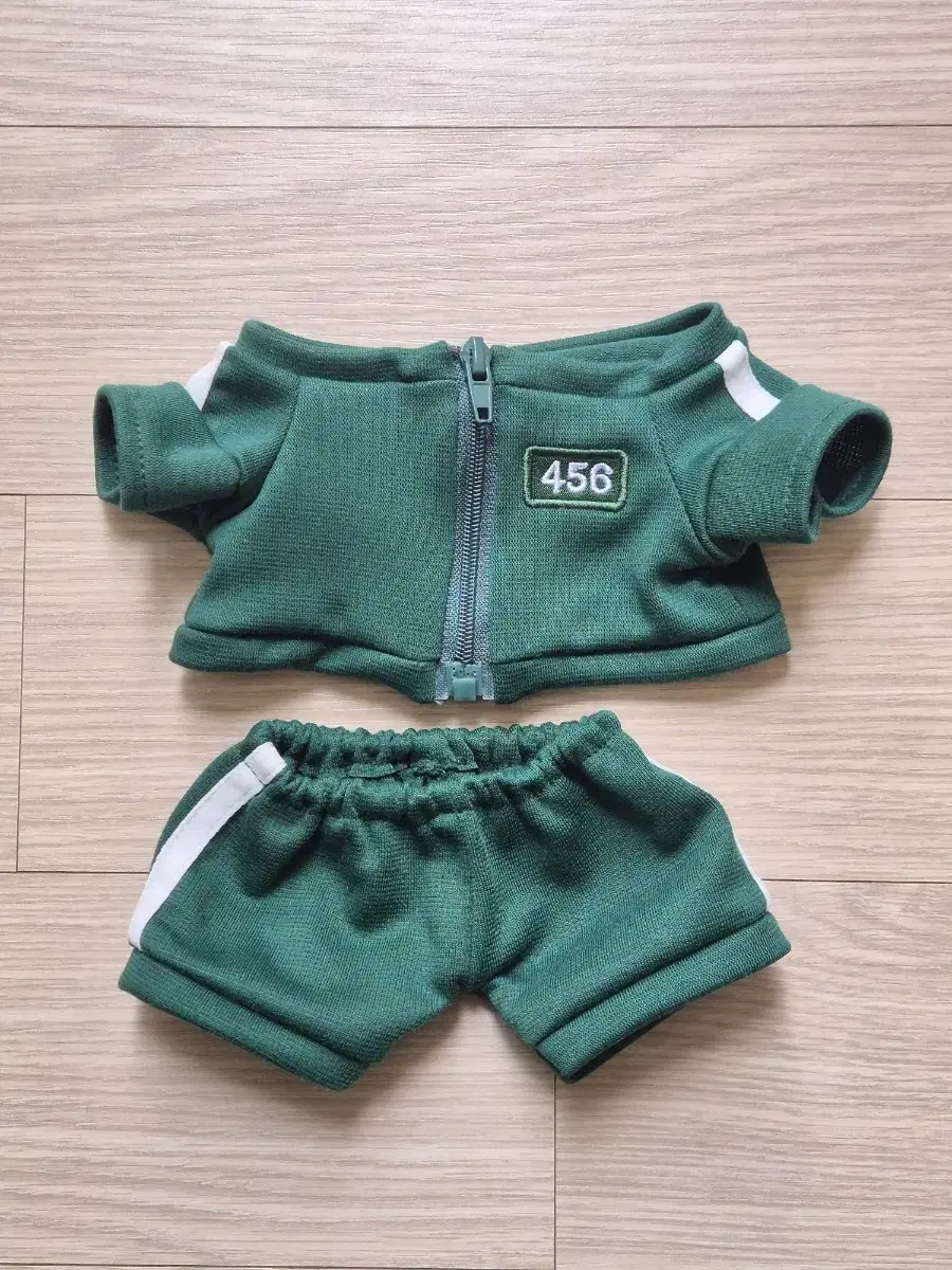 Chun-sik Doll Clothes (Squid Game Tracksuit Costume)