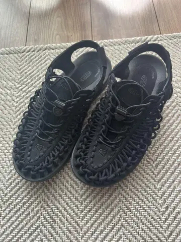 KEEN 여성용 24.5