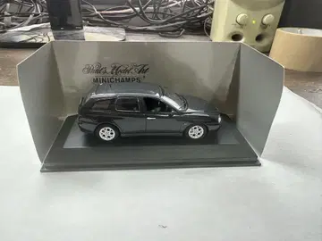 MINICHAMPS Alfa Romeo 블랙 미니카 1/43