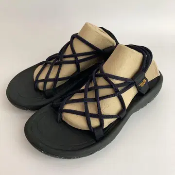 한정판 테바 프릭스 스토어 허리케인 인피니티 샌들 24cm 별주