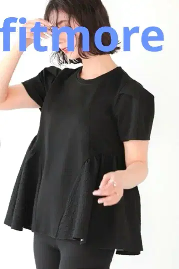 fitmore 페프럼 자카드 이소재 상의 블랙