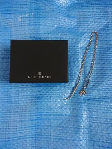LION HEART 라이온 하트 클로 목걸이
