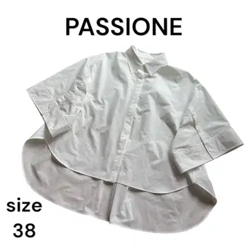 파시오네 PASSIONE 화이트 반소매 셔츠 사이즈 38