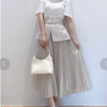 SNIDEL 페플럼 스위칭 스커트 아이보리
