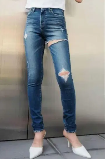 데미지 가공 스키니 데님