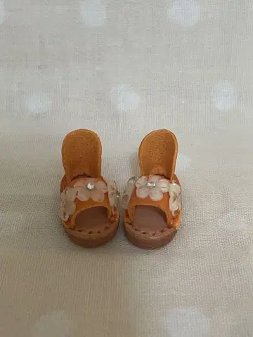 꽃 샌들 네오 브라이스