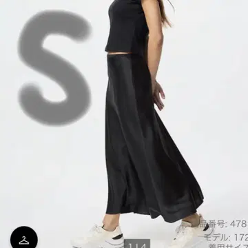 새틴 스커트 블랙 S 사이즈 새상품 유니클로 UNIQLO