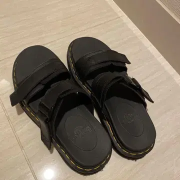 DR. MARTENS(닥터마틴) CHILTON / 칠튼
