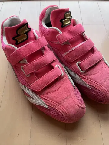 사사키 스파이크 26.0cm 한정판 형광 핑크 컬러