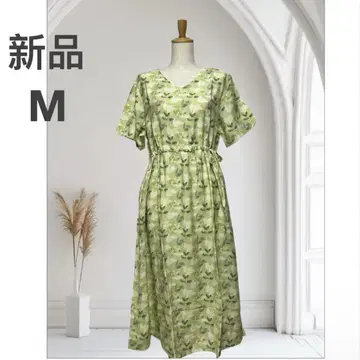 새상품 롱 원피스 M 노카라 V넥 미니 꽃무늬 체형 커버 보타니컬