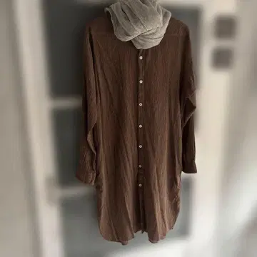 아멘 브라운 스트라이프 긴팔 튜닉, 몇 번 착용한 새상품급
