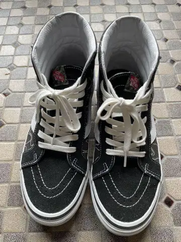 Vans 하이컷 스니커즈 블랙/화이트