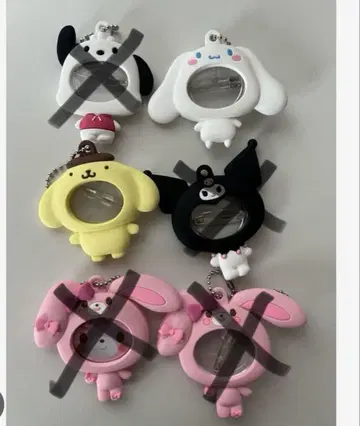 사진 배지가 있는 마스코트 산리오 6개 세트