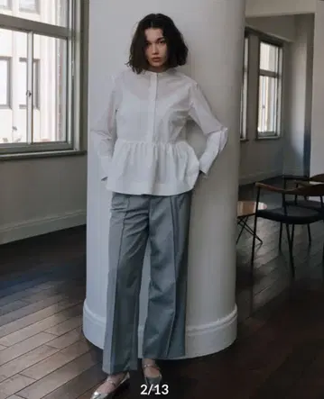 새상품 OHGA PEPLUM BLOUSE 페플럼 블라우스