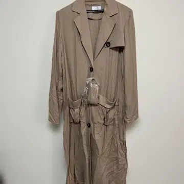 에고이스트 베이지 트렌치코트