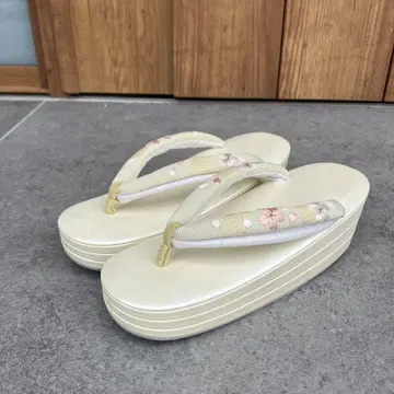 와소안 교토 고급 통굽 조리 꽃 자수 23.0