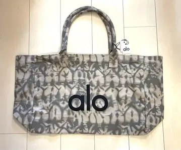 ALO 요가 로고 백 토트백