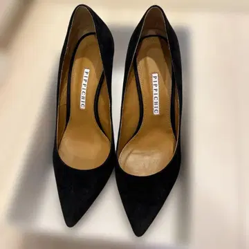 PIPPICHIC 블랙 스웨이드 하이힐