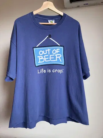 Out of Beer 티셔츠 네이비